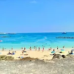 Tia Ela * יאיזה
