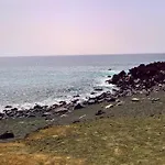 Tia Ela יאיזה