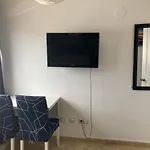 Tia Ela * יאיזה
