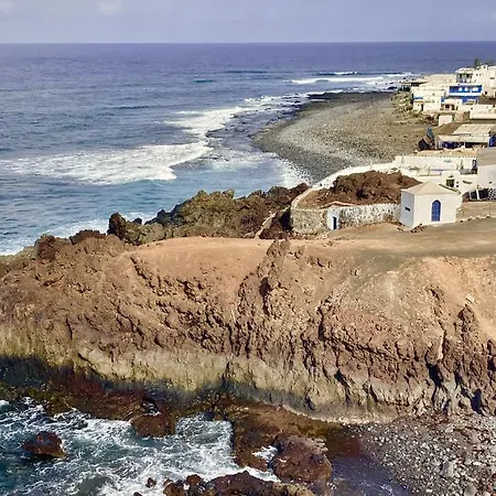 בית אירוח Tia Ela יאיזה