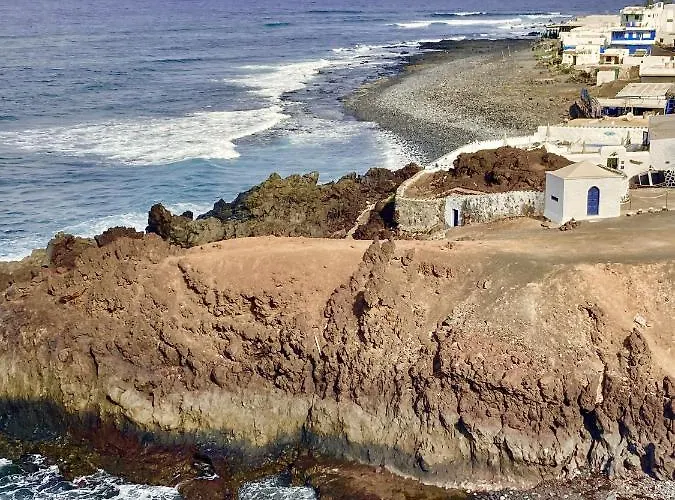 ホームステイ Tia Ela ヤイサ